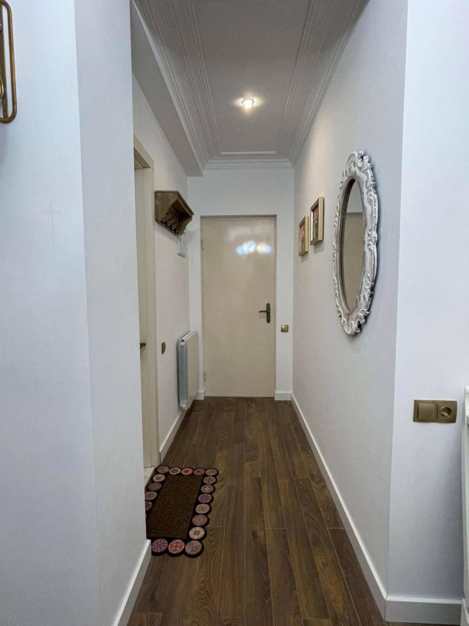 Picasso Apartment Кутаїсі Екстер'єр фото