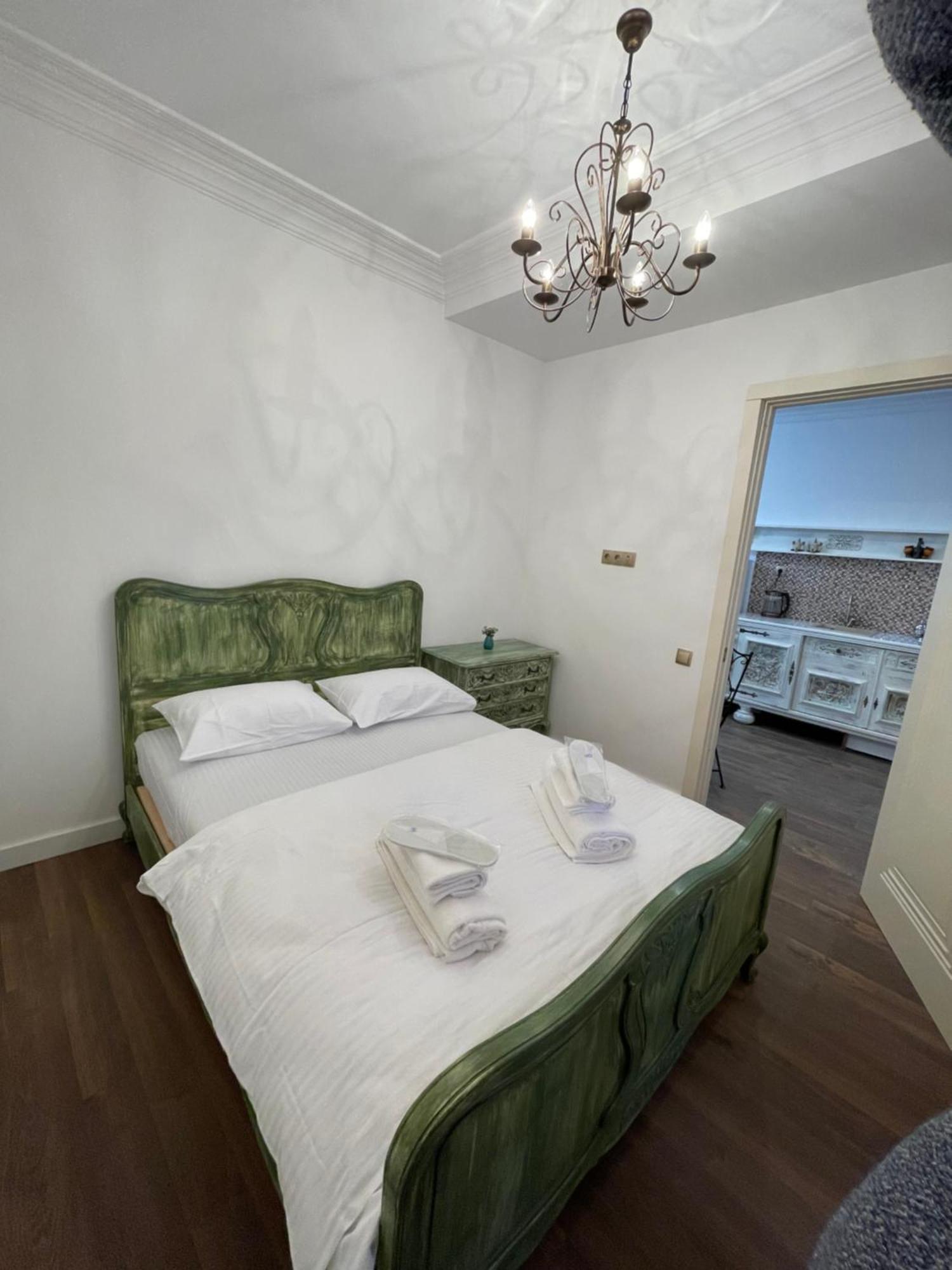 Picasso Apartment Кутаїсі Екстер'єр фото